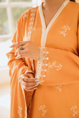 GOLDEN OAK-2PC (SHIRT & DUPATTA)